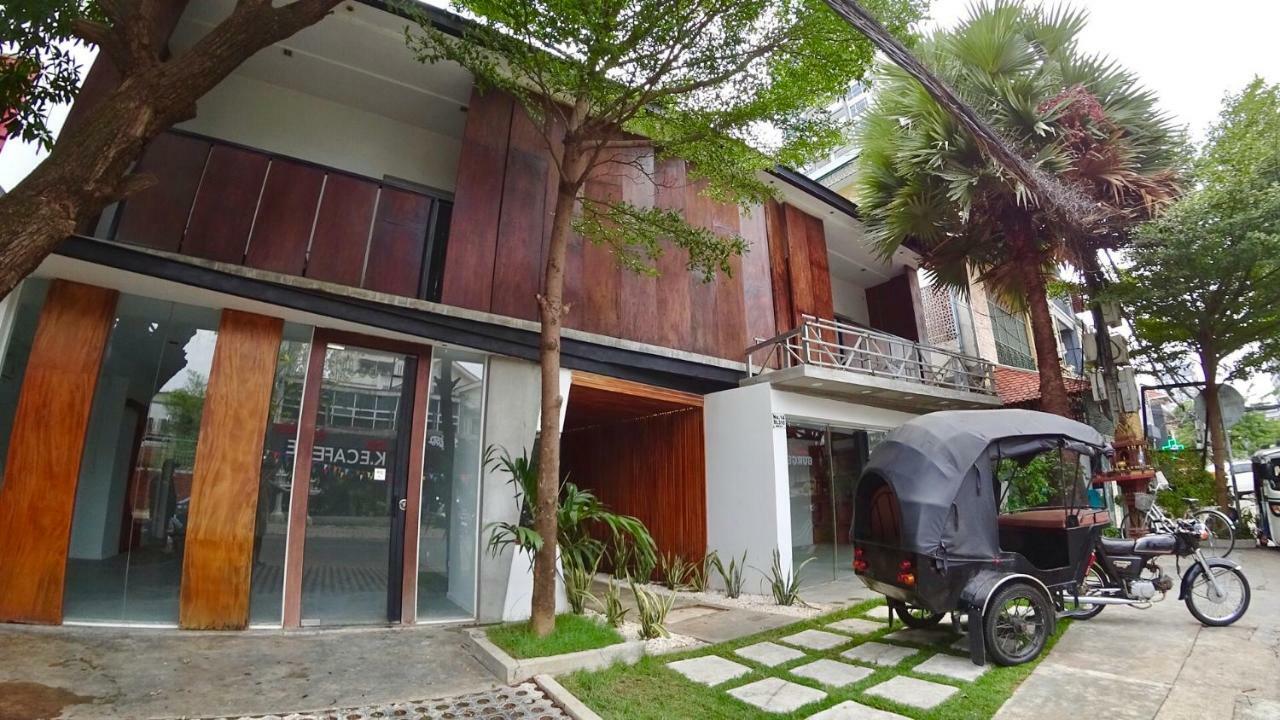 Hotel Records Phnom Penh Exterior foto