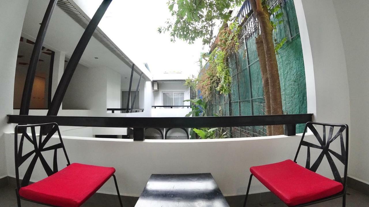 Hotel Records Phnom Penh Exterior foto